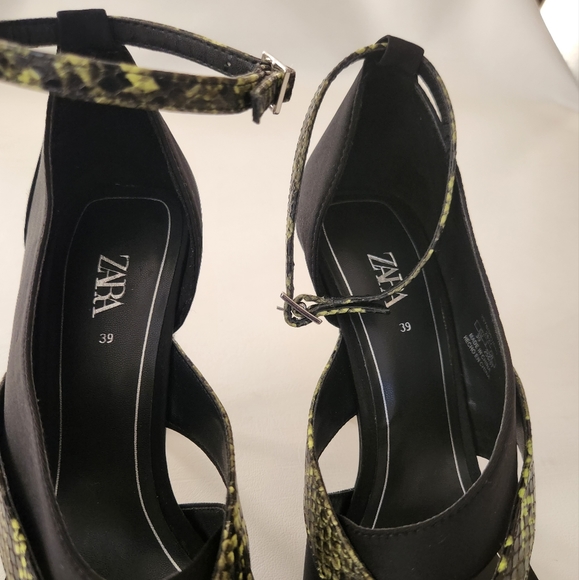 Zara Heeled Sandals features a lime green & black Embossed snakeskin print - Picture 12 of 13